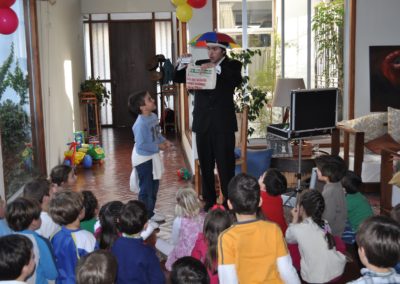 Mago Nicolas Palacios, show de magia para todo tipo de eventos, cumpleaños, infantil, matrimonios, empresas, adultos.