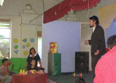 Mago Nicolas Palacios, show de magia para todo tipo de eventos, cumpleaños, infantil, matrimonios, empresas, adultos.