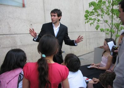 Mago Nicolas Palacios, show de magia para todo tipo de eventos, cumpleaños, infantil, matrimonios, empresas, adultos.